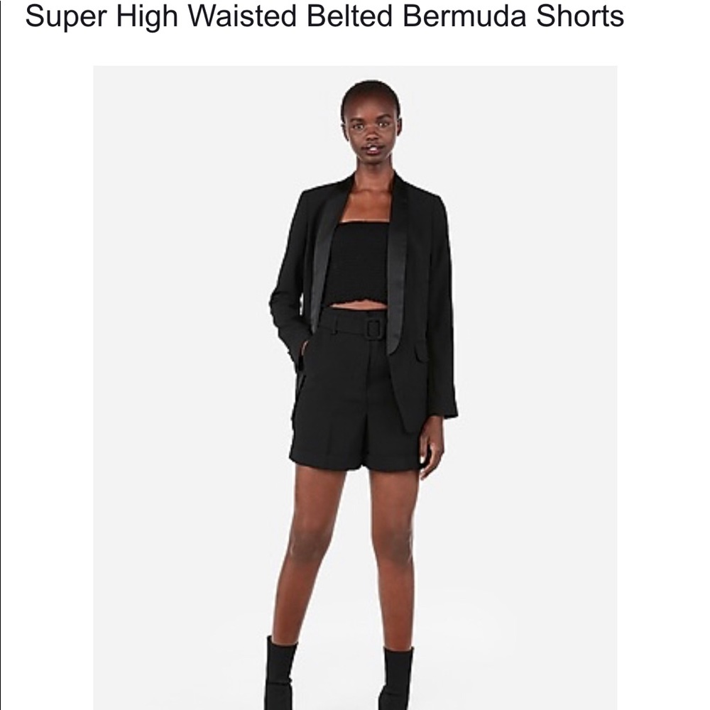 High waisted Bermuda shorts